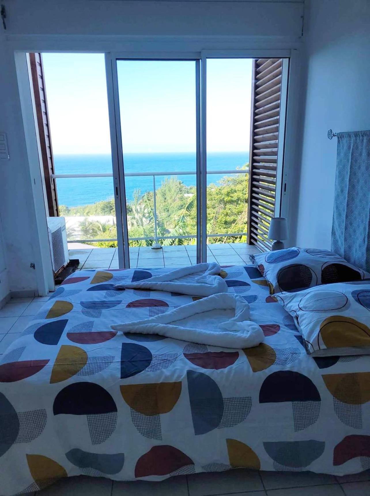 Villa Annadele, calme et vue exceptionnelle sur l'ocean Vincendo Extérieur photo