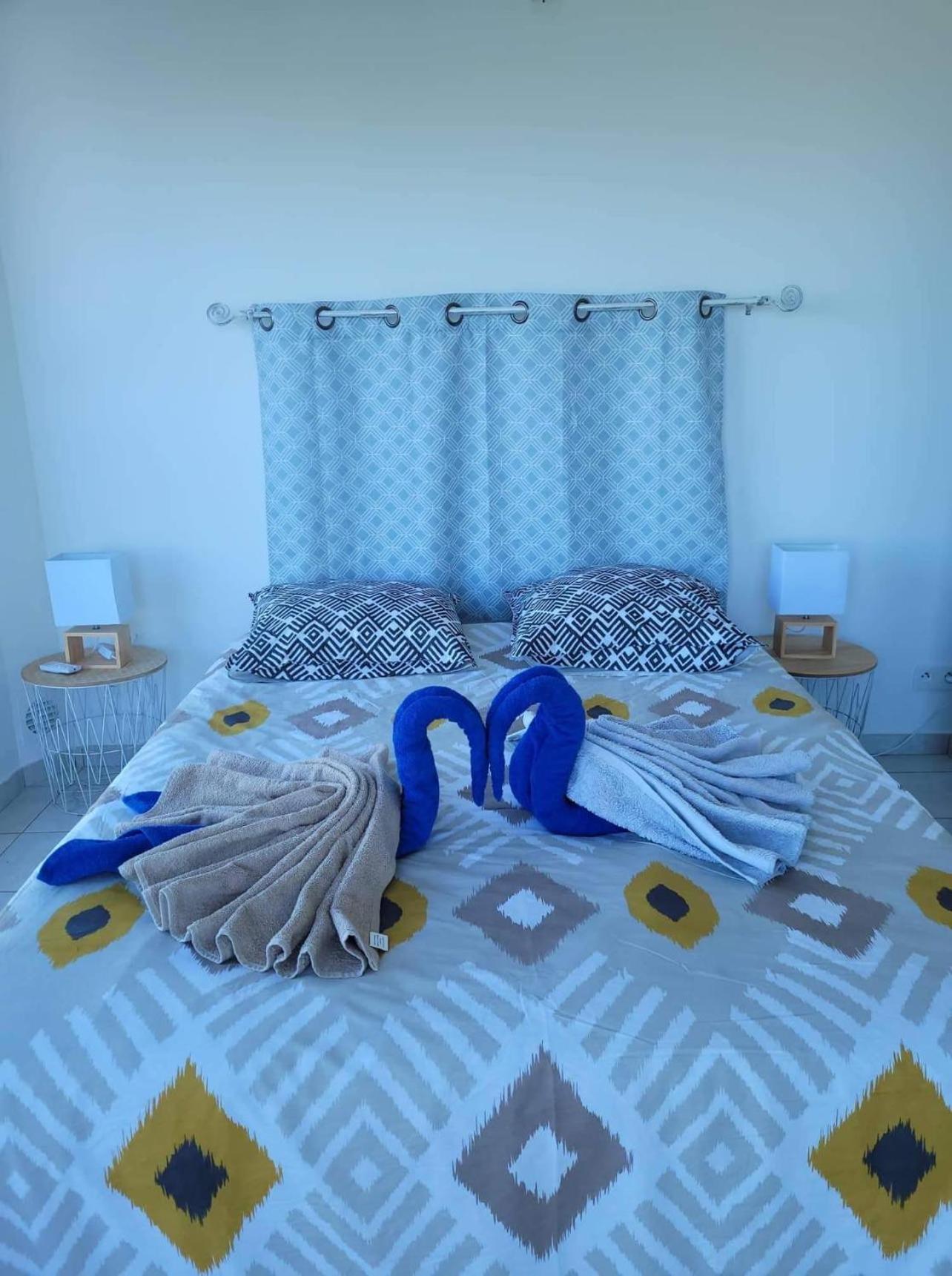 Villa Annadele, calme et vue exceptionnelle sur l'ocean Vincendo Extérieur photo