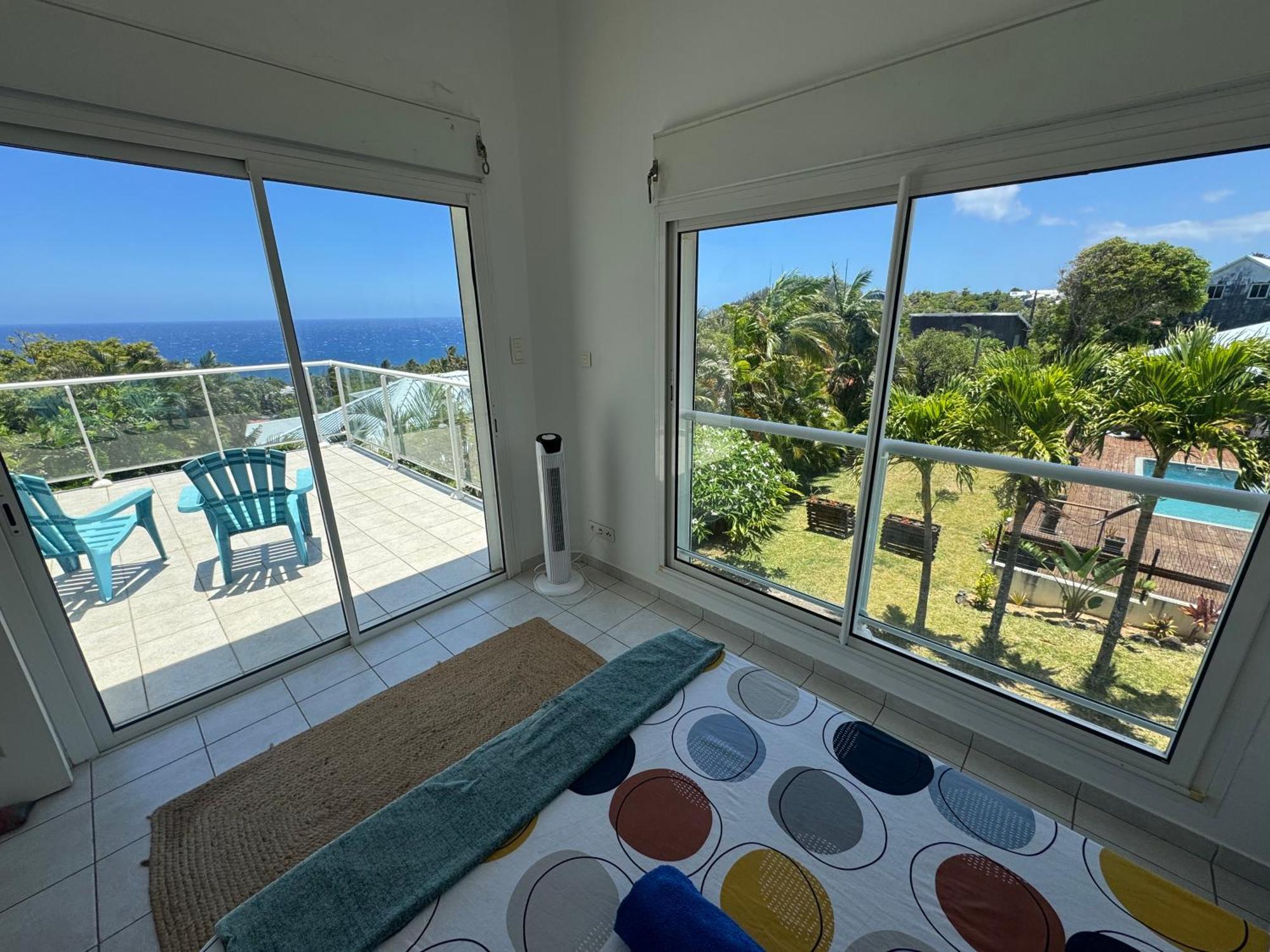 Villa Annadele, calme et vue exceptionnelle sur l'ocean Vincendo Extérieur photo